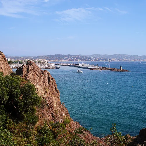 Chauffeur transfers to Mandelieu ports and beaches