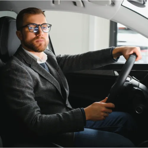 Experienced alternative taxi chauffeur in Mandelieu-la-Napoule
